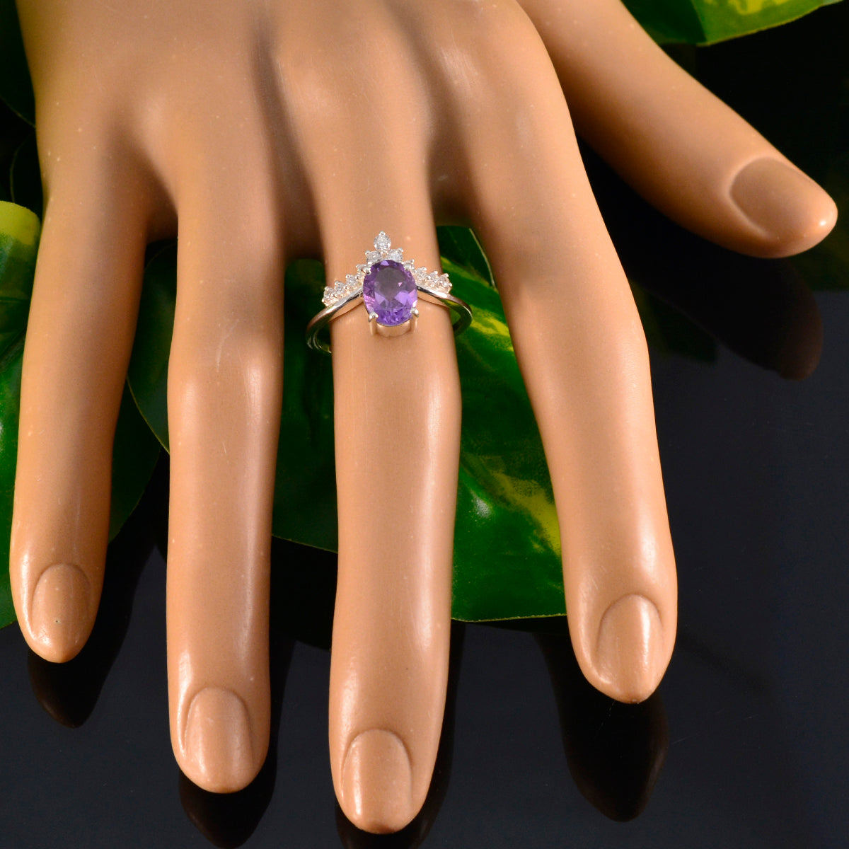 Jiwoo Fairytale Purple Halo Ring