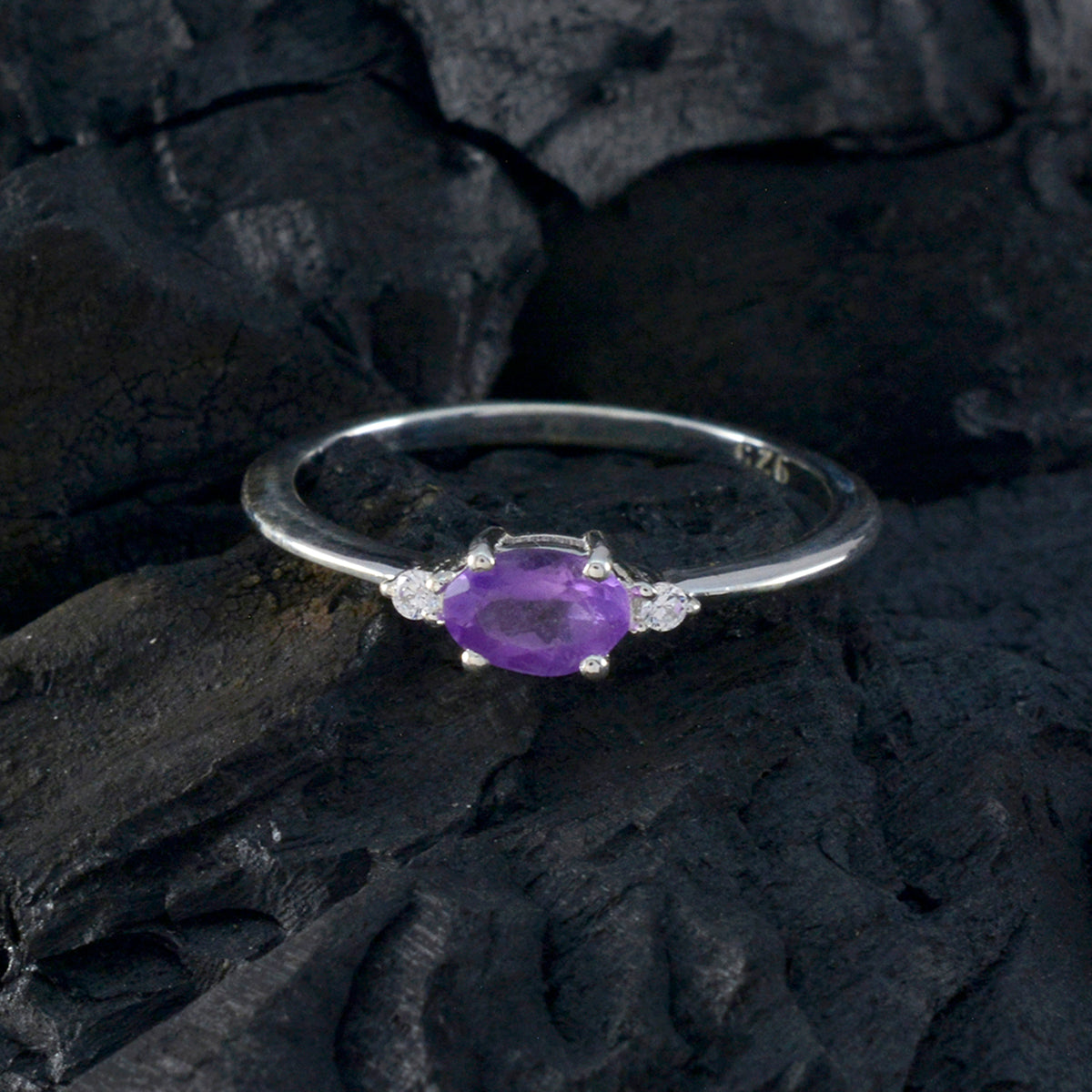 Ayaka Glamorous Purple Halo Ring
