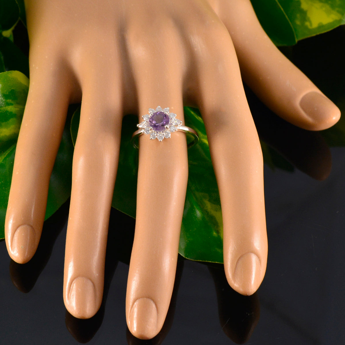 Jiwoo Trendy Purple Halo Ring