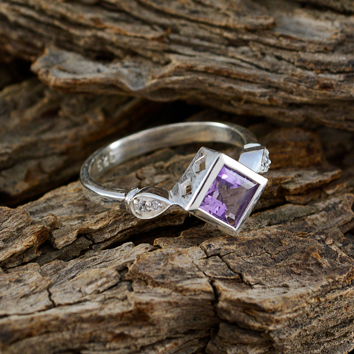 Meera Artisan Purple Halo Ring