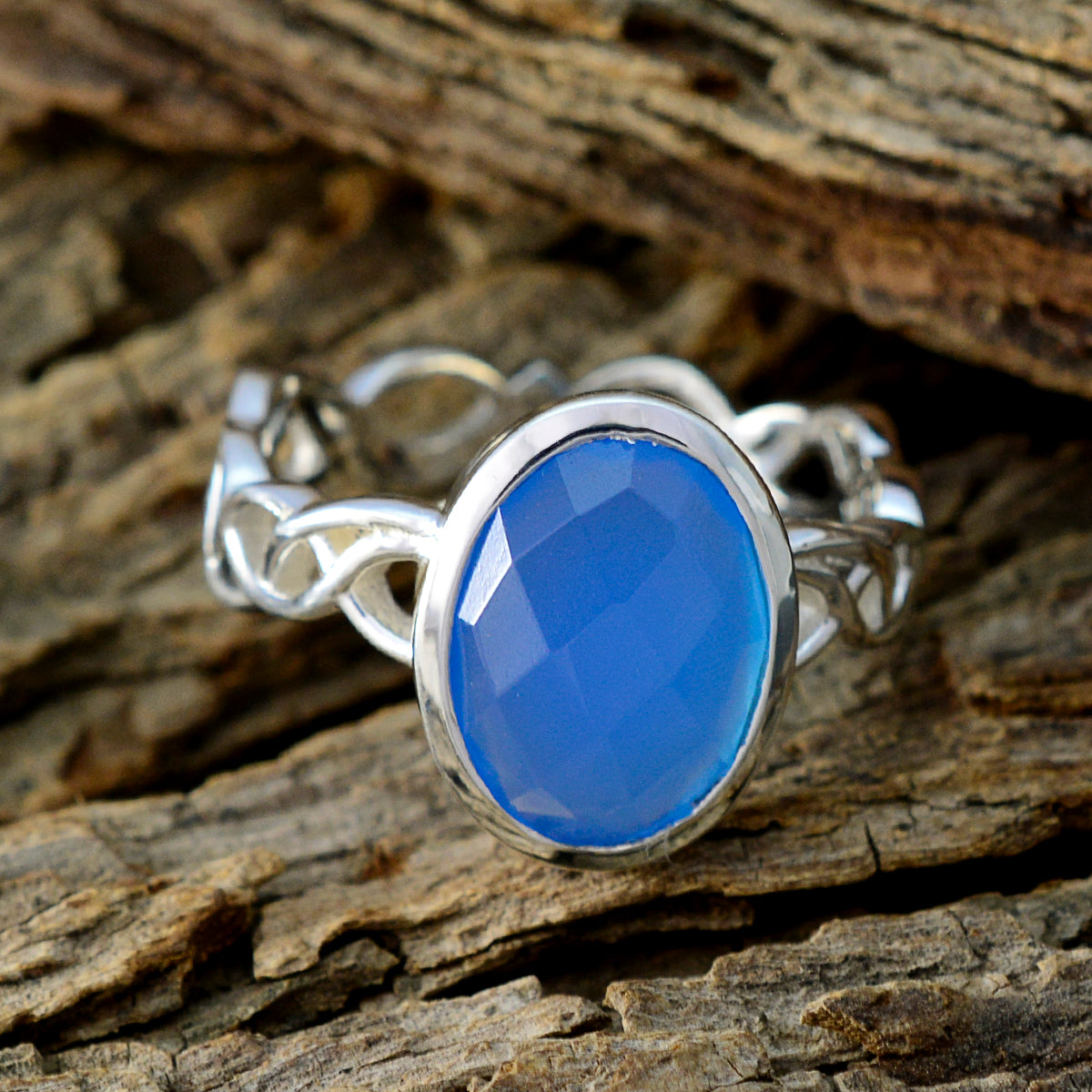 Nisa Contemporary Blue Solitaire Ring