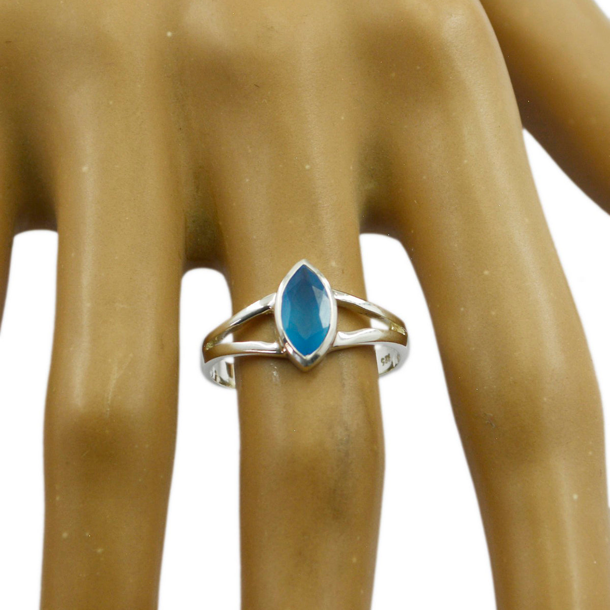 Nari Geometric Blue Solitaire Ring