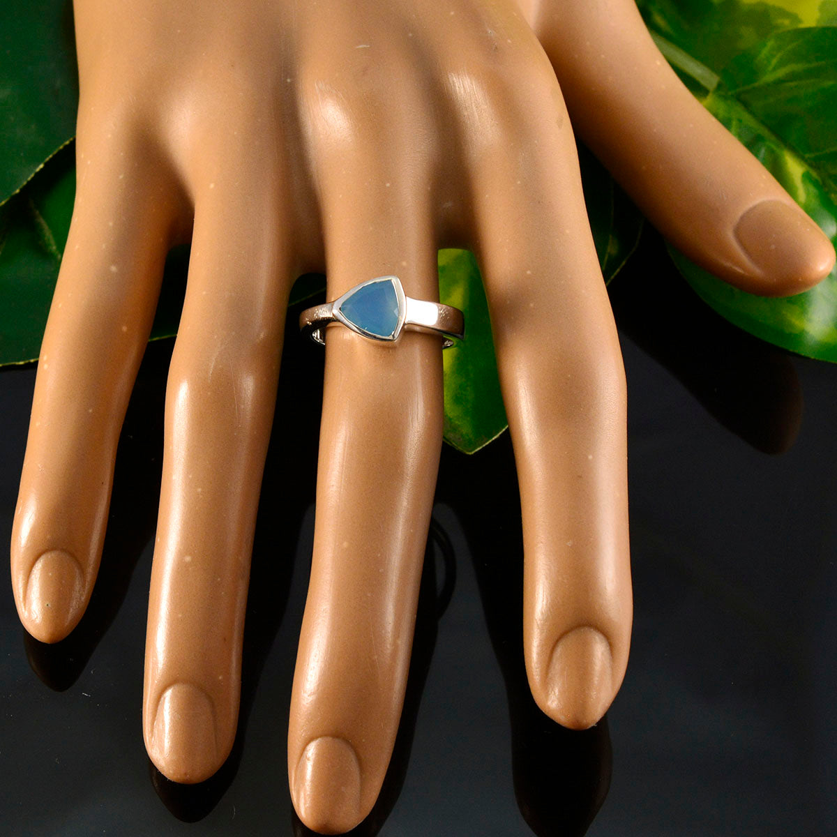 Pilar Geometric Blue Solitaire Ring