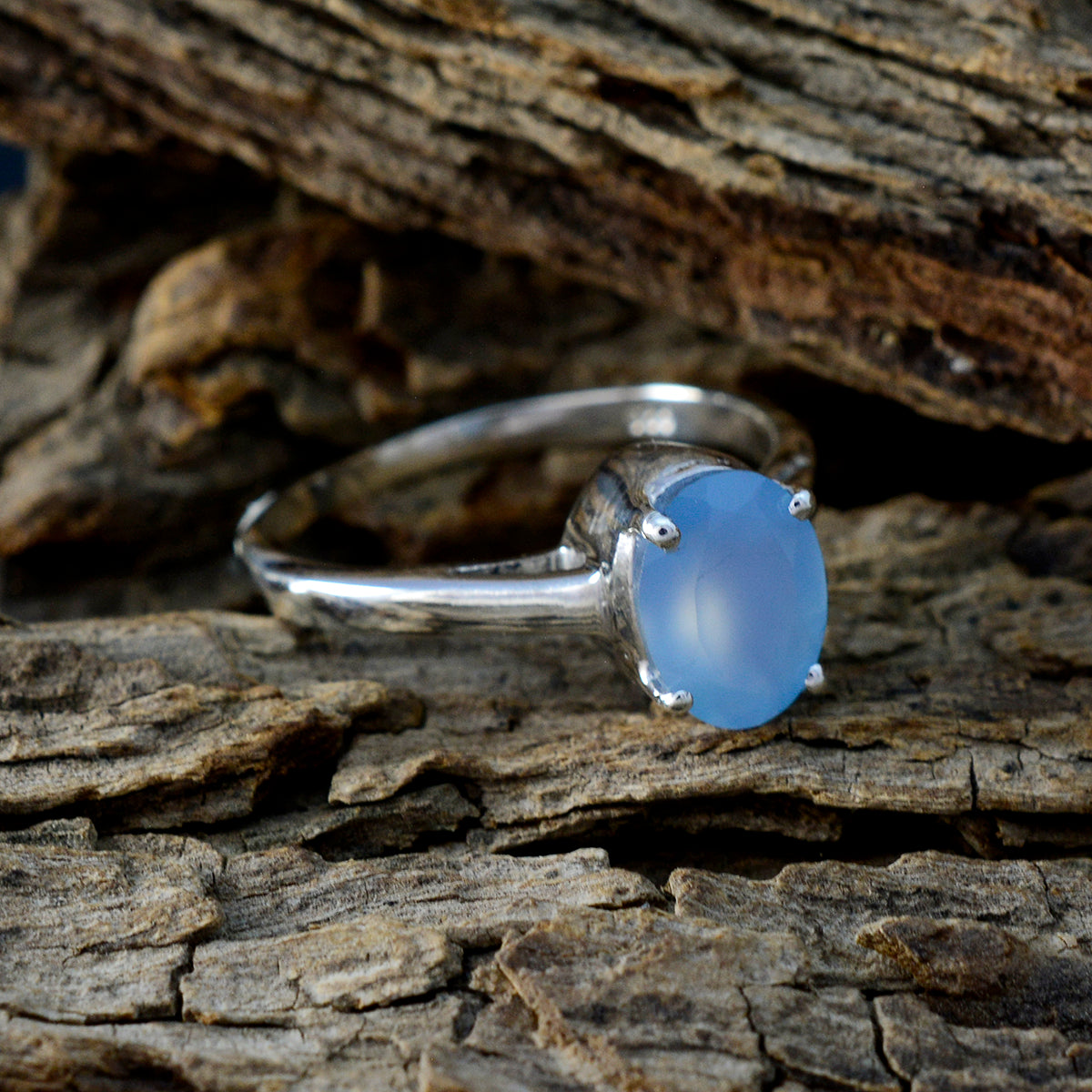 Min-seo Feminine Blue Solitaire Ring