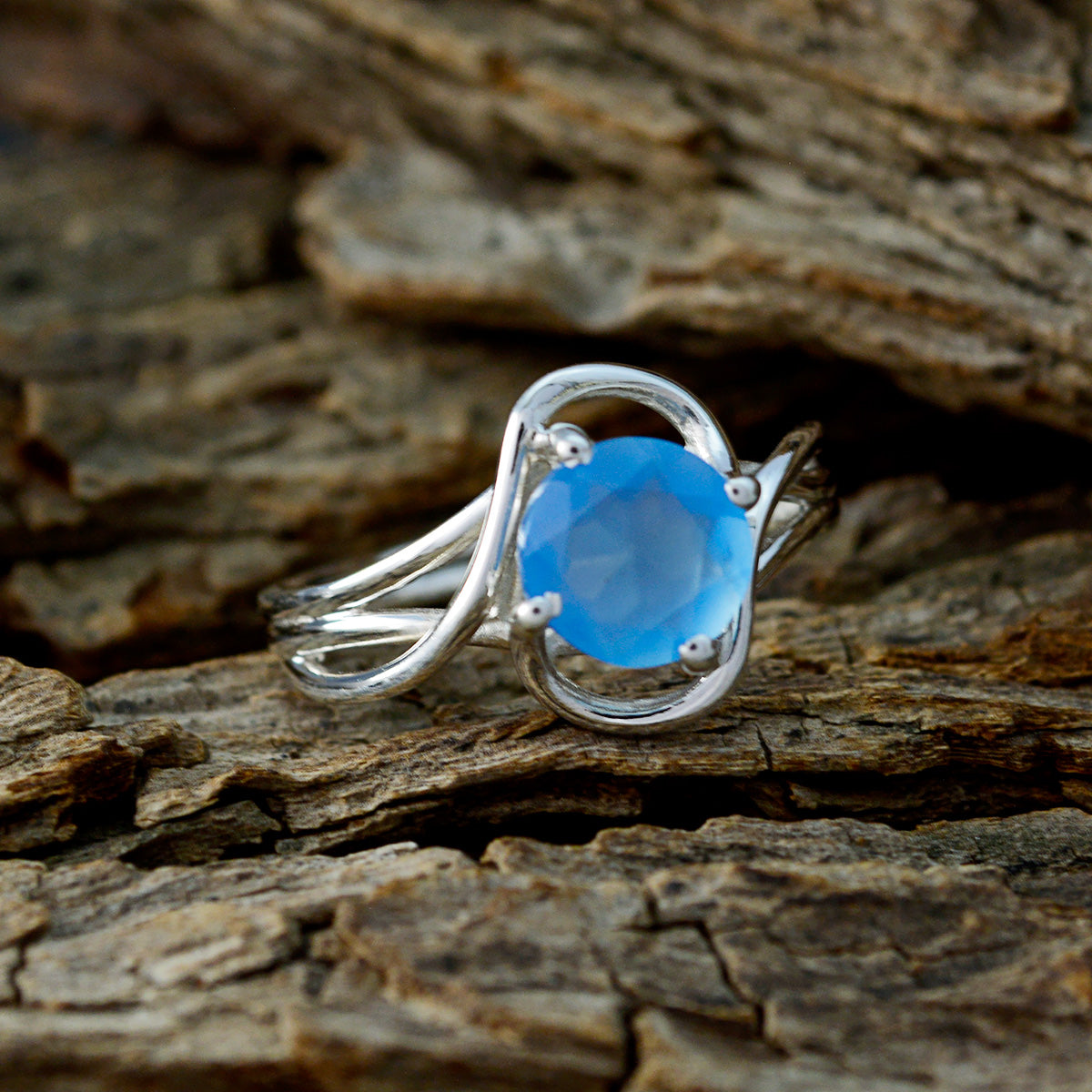 Eun-ji Romantic Blue Solitaire Ring