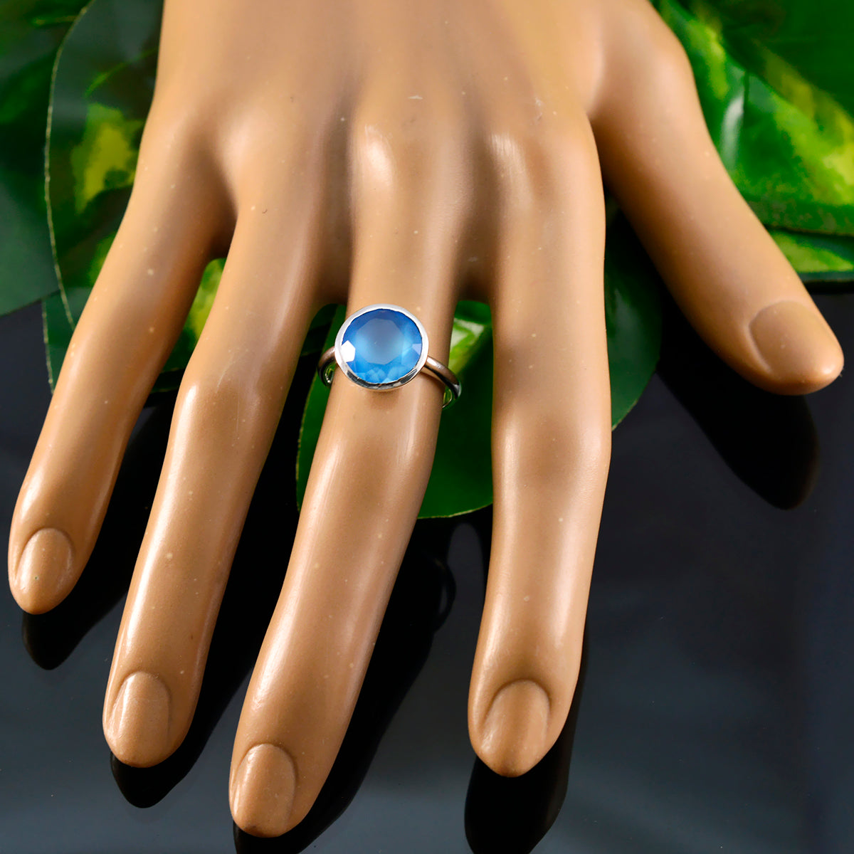 Ida Luxurious Blue Solitaire Ring