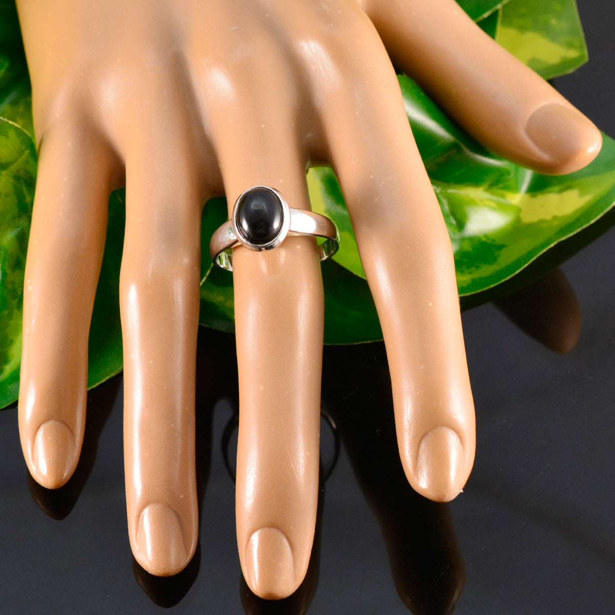 Inès Fairytale Black Solitaire Ring