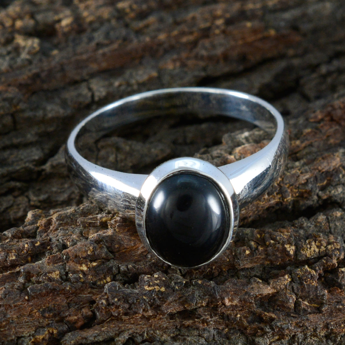 Inès Fairytale Black Solitaire Ring