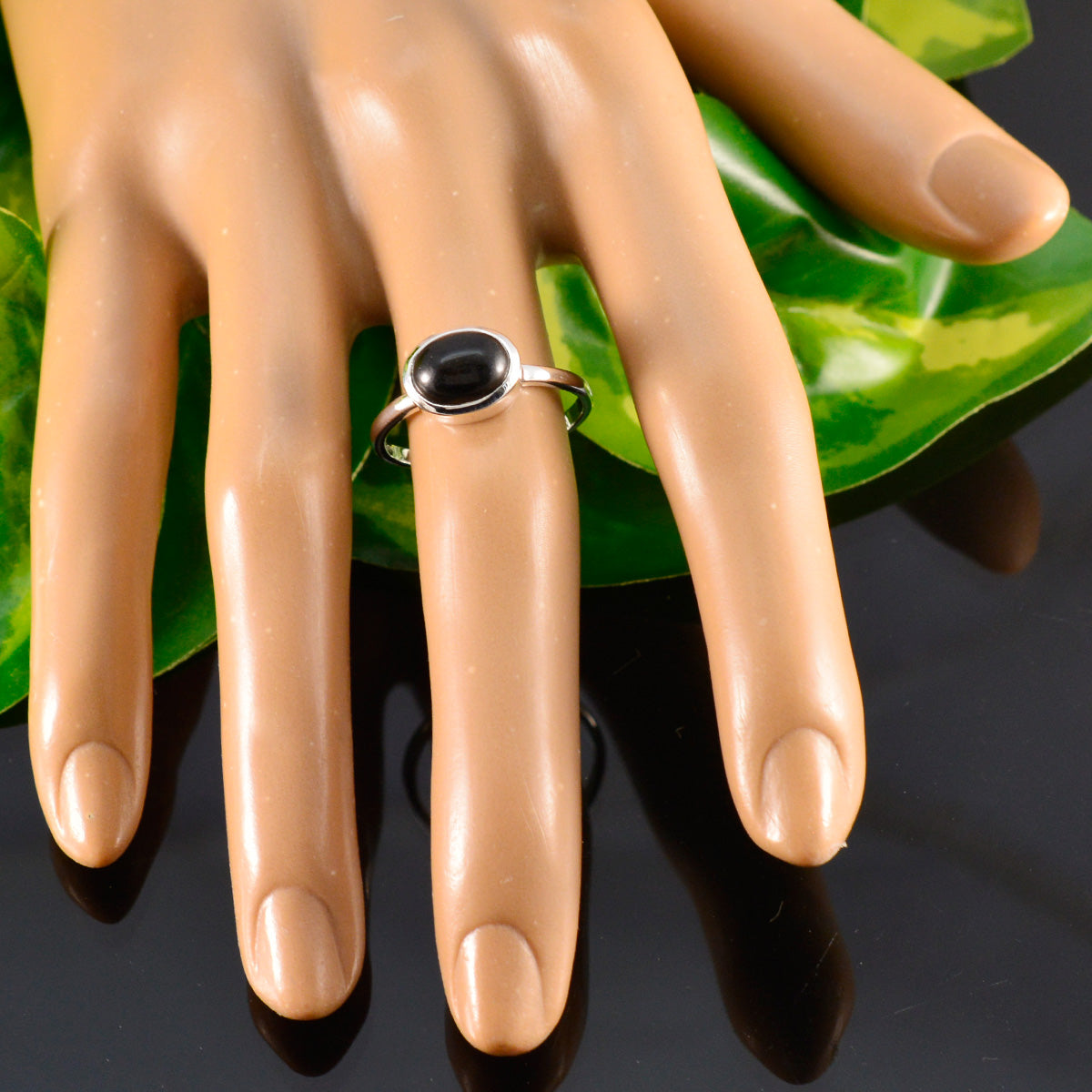 Natcha Abstract Black Solitaire Ring