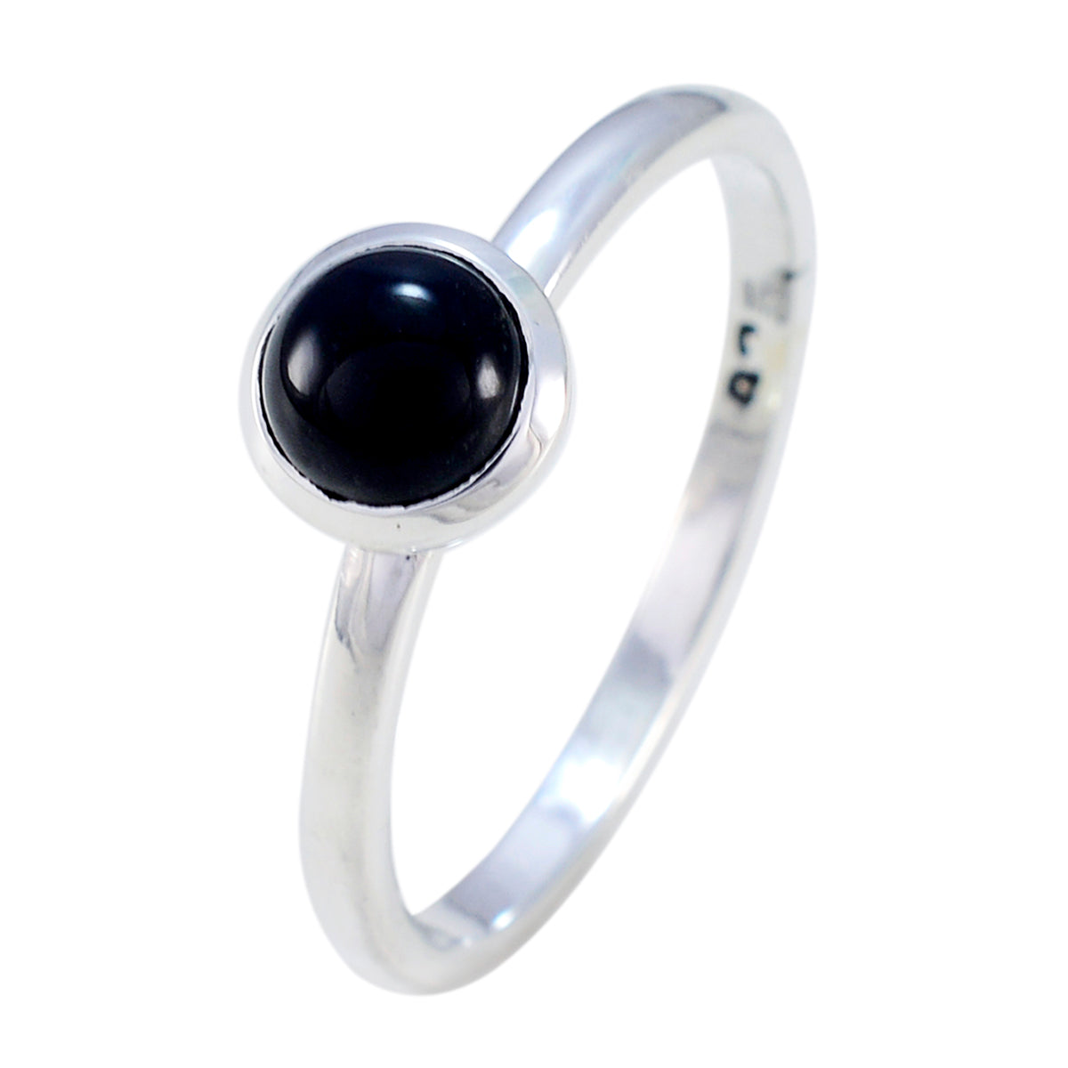 Hana Luxurious Black Solitaire Ring