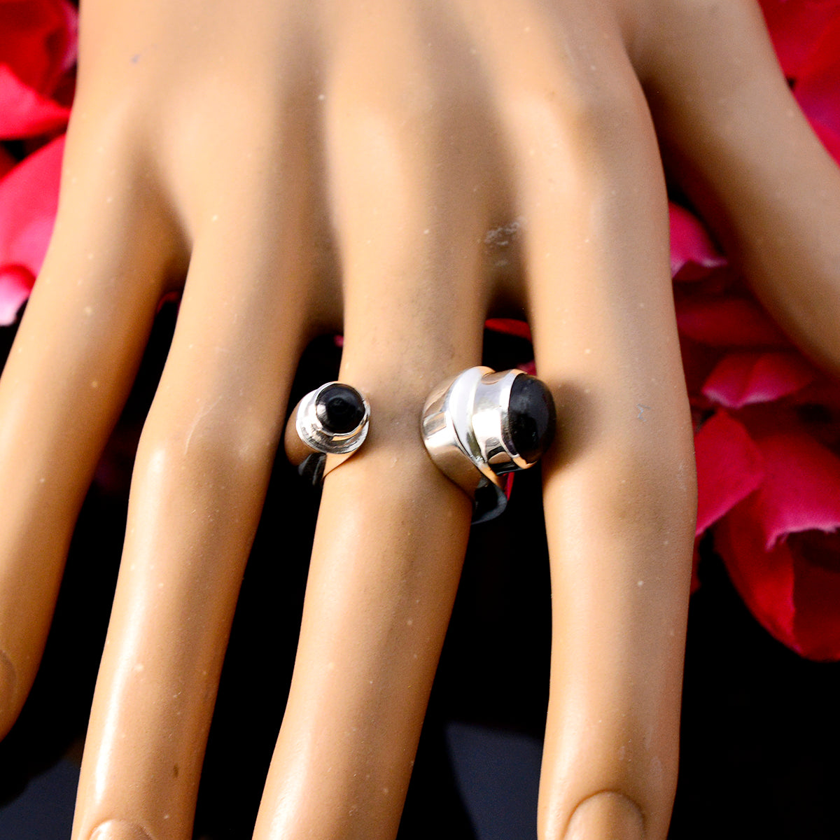 Lucy antique Black Toi et Moi Ring