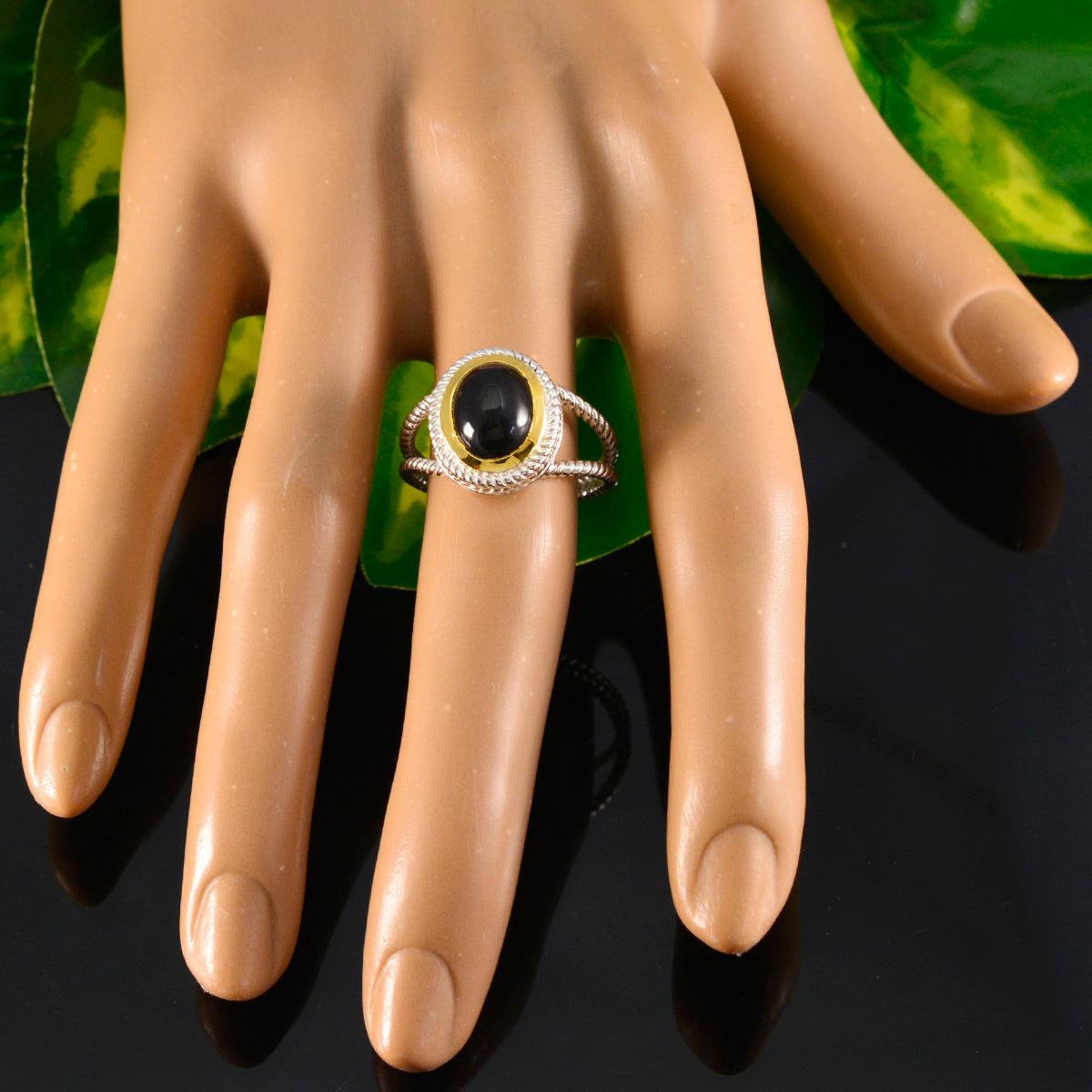 Emilia Rope-Wire Black Solitaire Ring