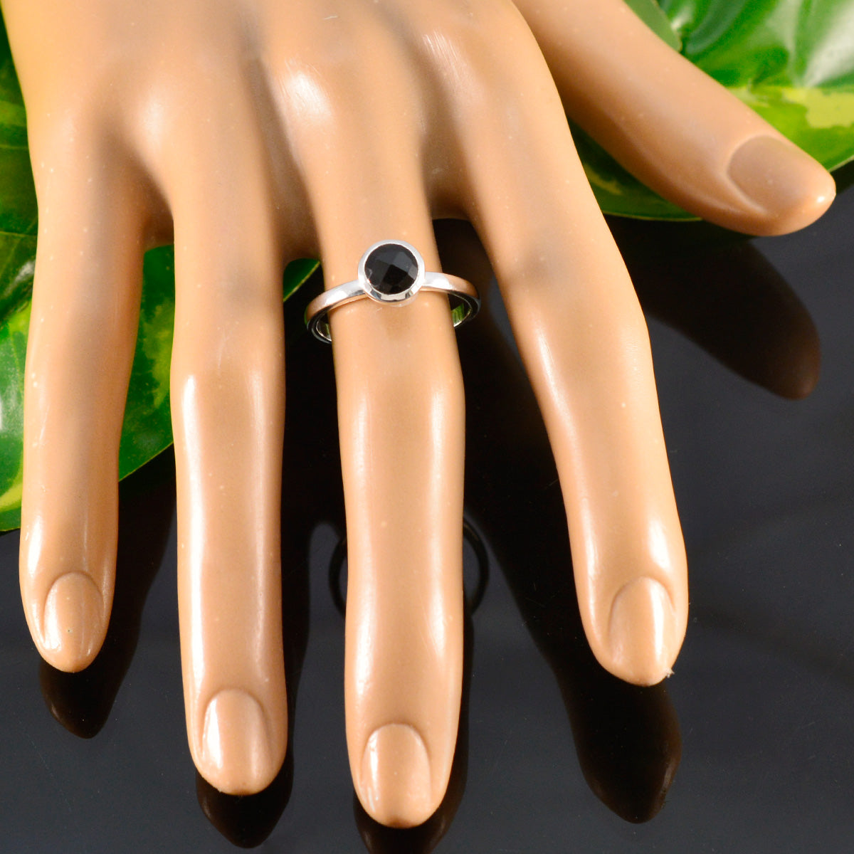 Yuna Contemporary Black Solitaire Ring