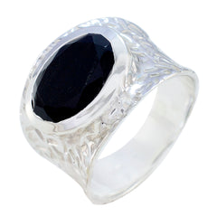 Paula engravings Black Solitaire Ring