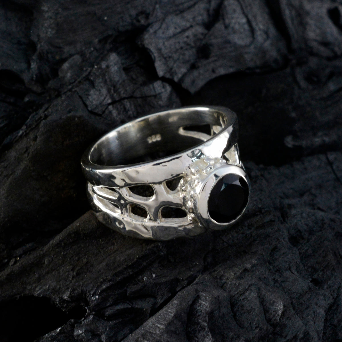 Alejandra Filigree Black Solitaire Ring