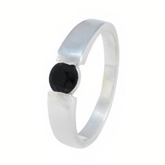 Aurora Feminine Black Solitaire Ring