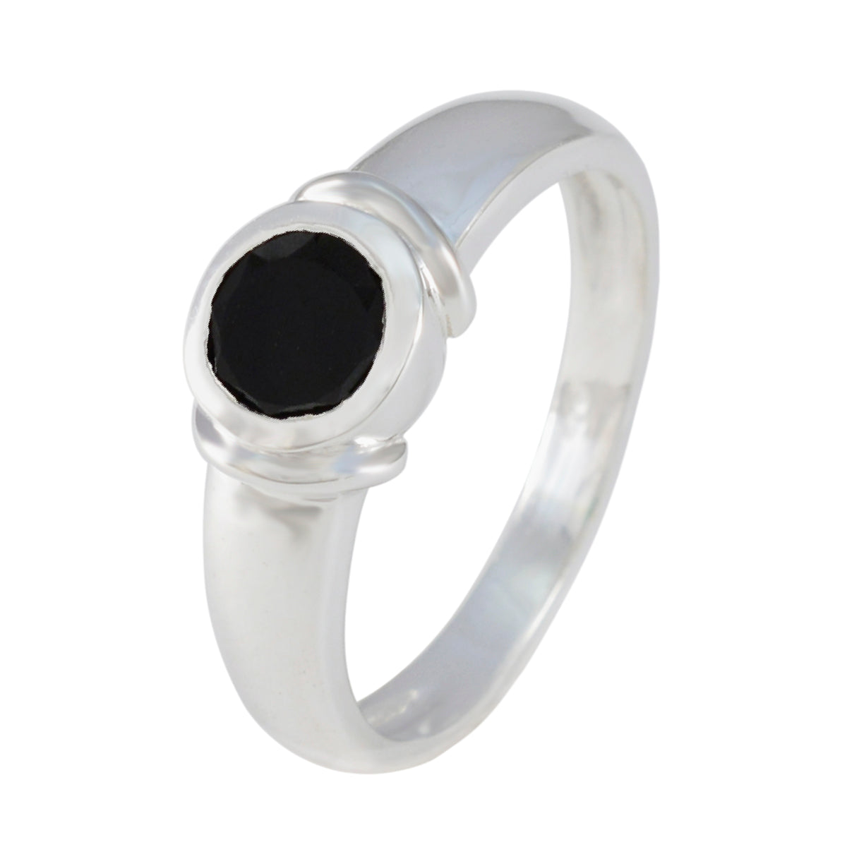 Rebeca Graceful Black Solitaire Ring
