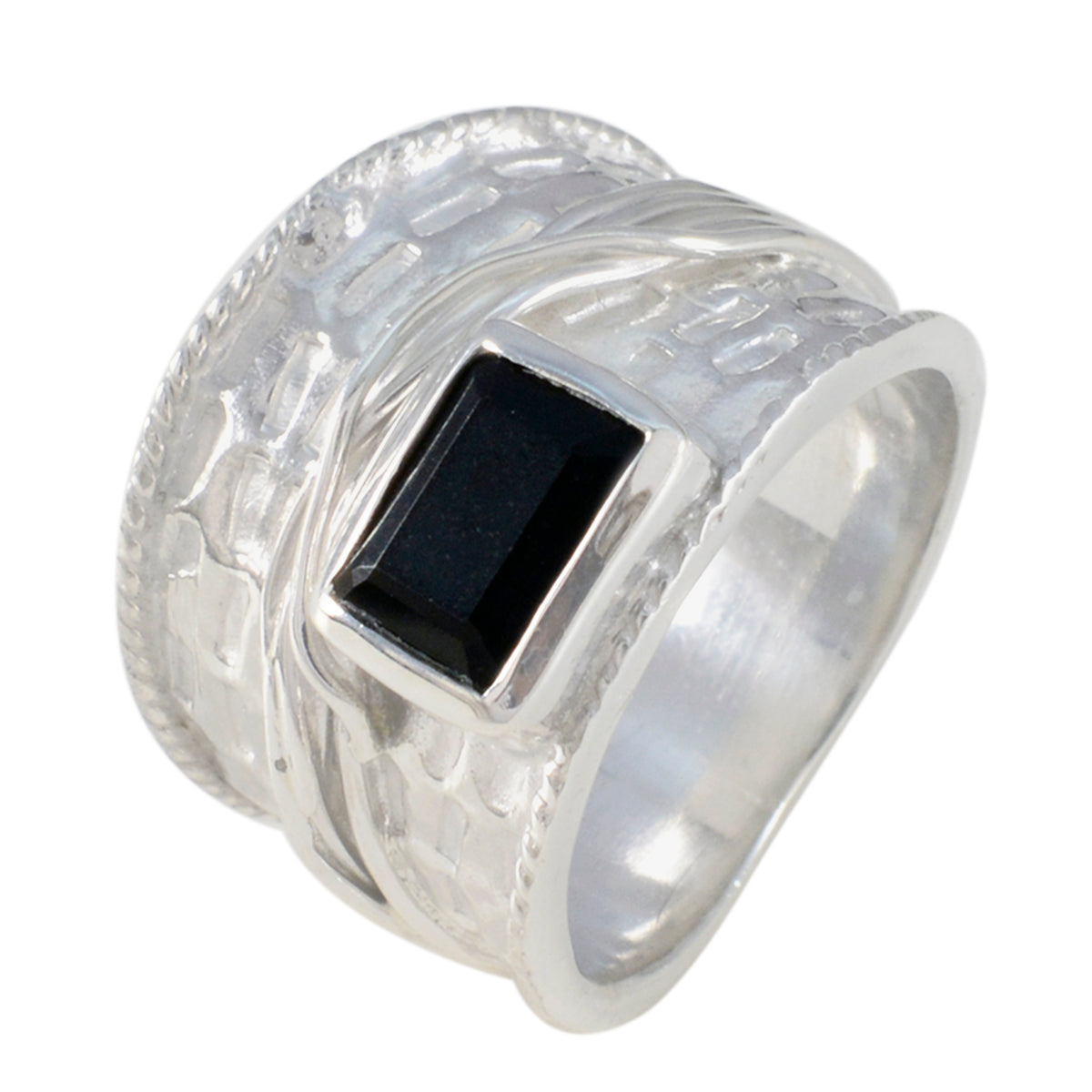 Sarah Victorian Black Solitaire Ring