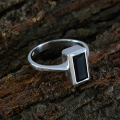 Aurora Trendy Black Solitaire Ring