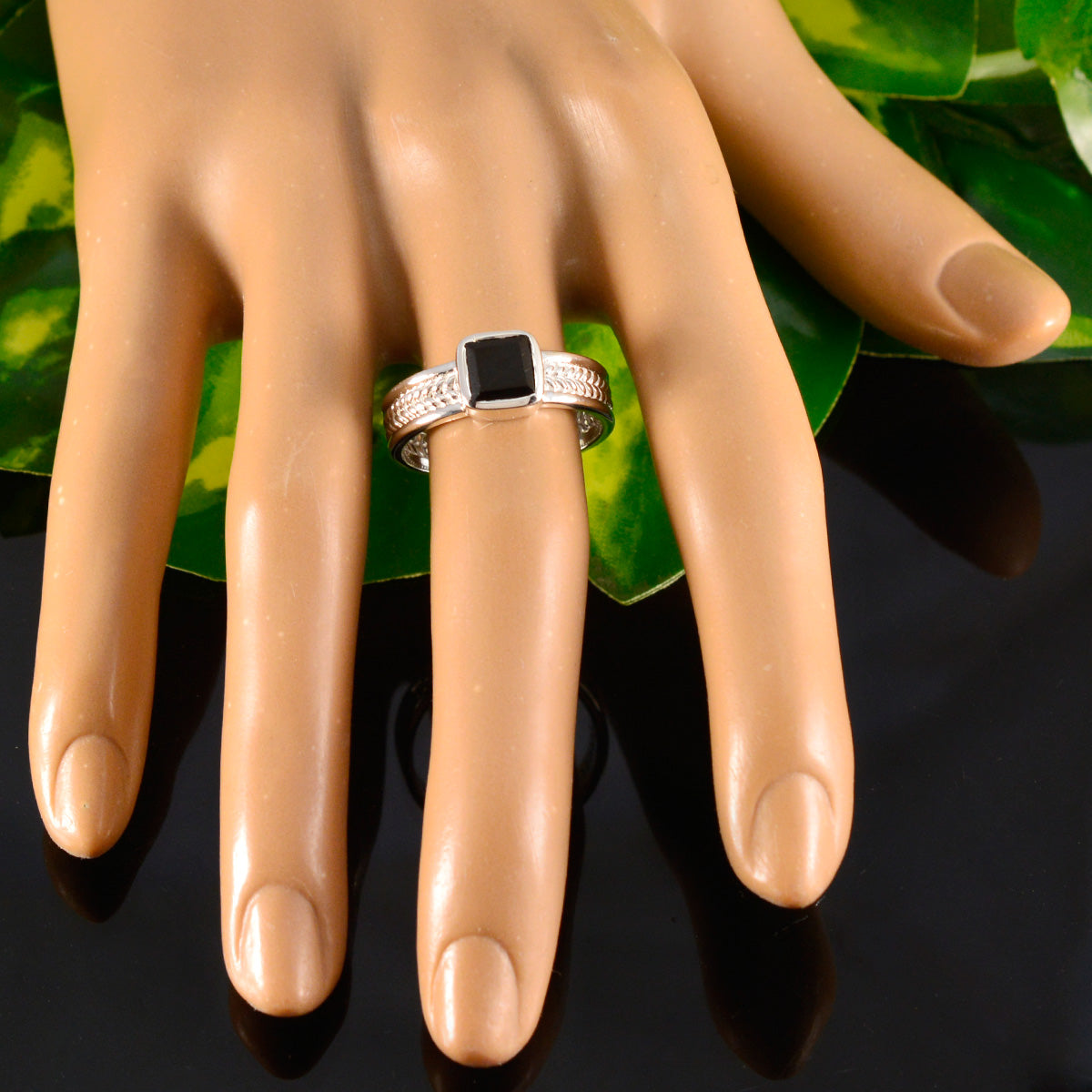 Lucia Rope-Wire Black Solitaire Band