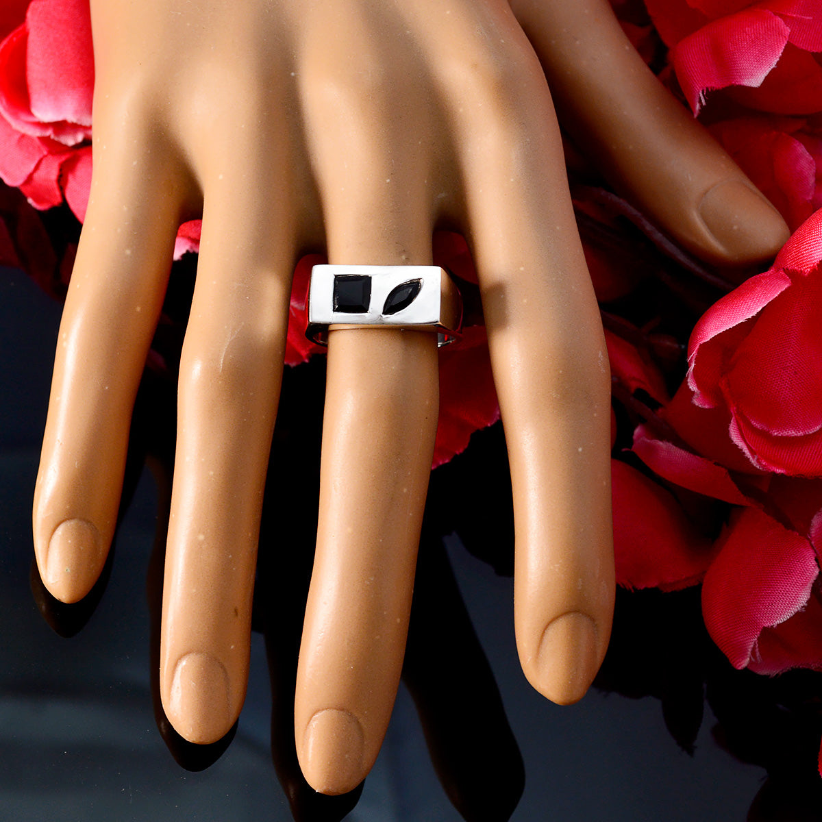 Violet Boho Black Toi et Moi Ring