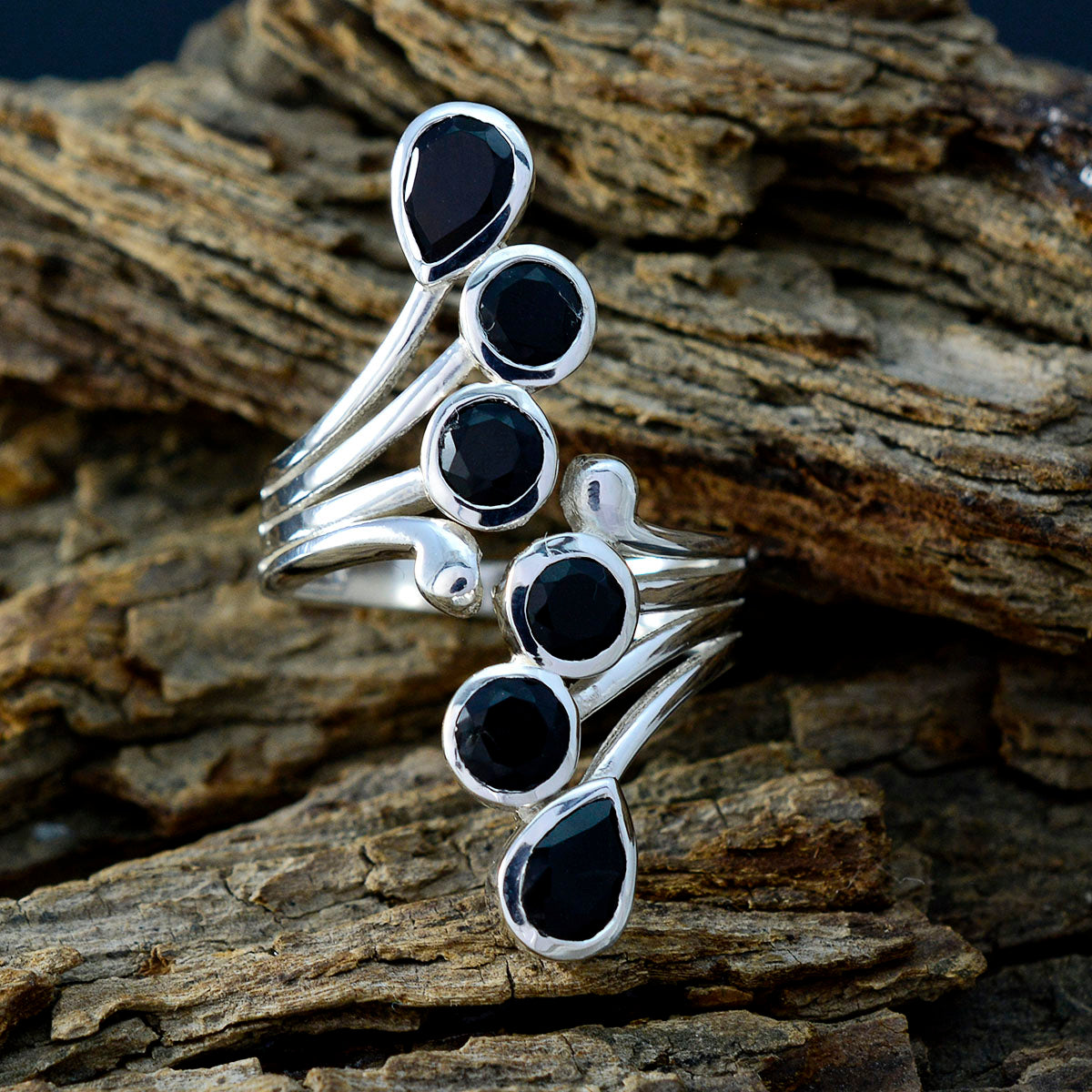 Violet Modern Black Hexa Ring