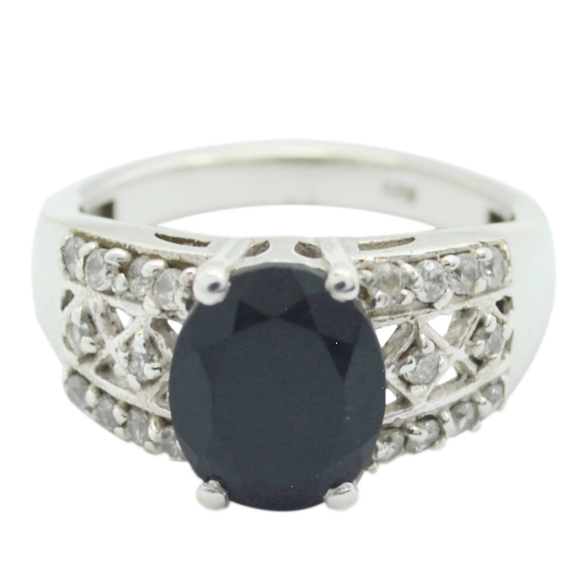 Mathilde Artisan Black Halo Ring