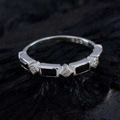 Priya Trendy Black quarter Band