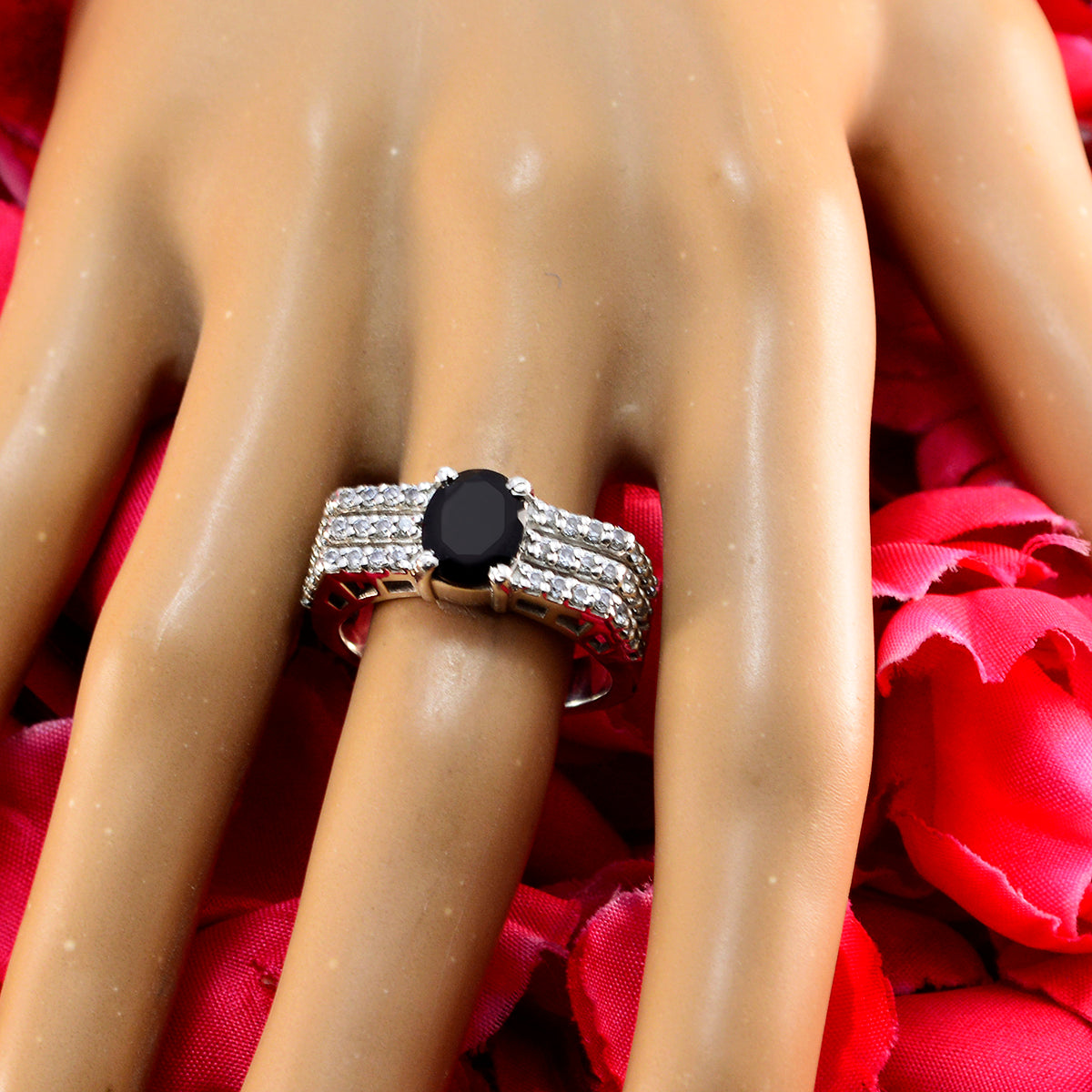 Ayesha Trendy Black Halo Ring