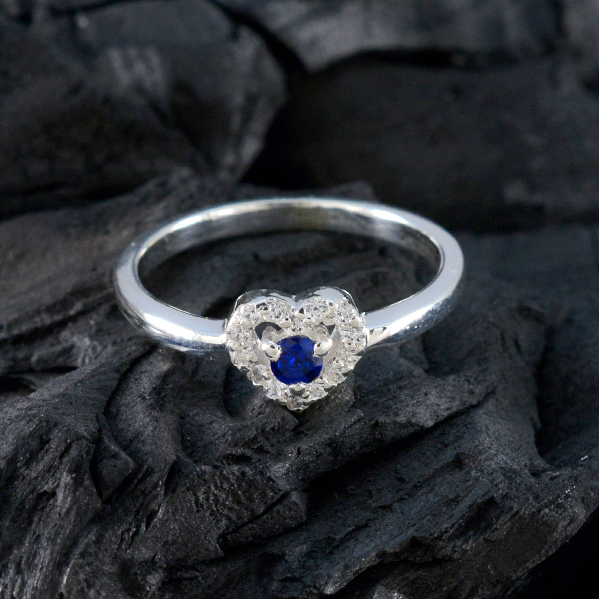 Natcha Trendy Blue Halo Ring
