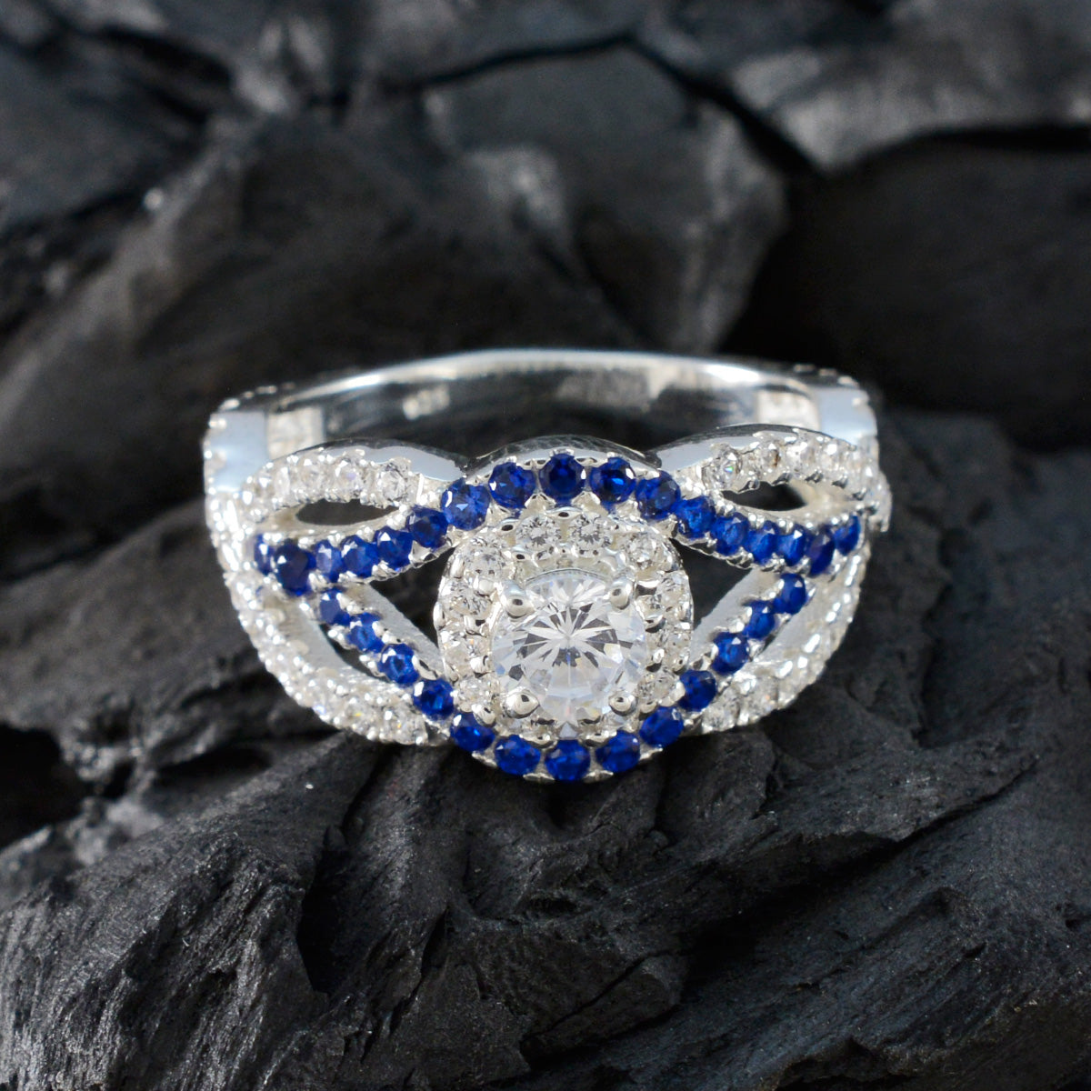 Isabella Artisan Blue Halo Ring