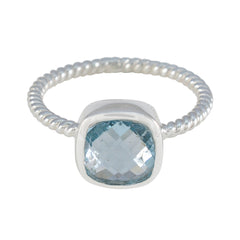 Araya Twist Blue Solitaire Ring Blue Topaz Blue