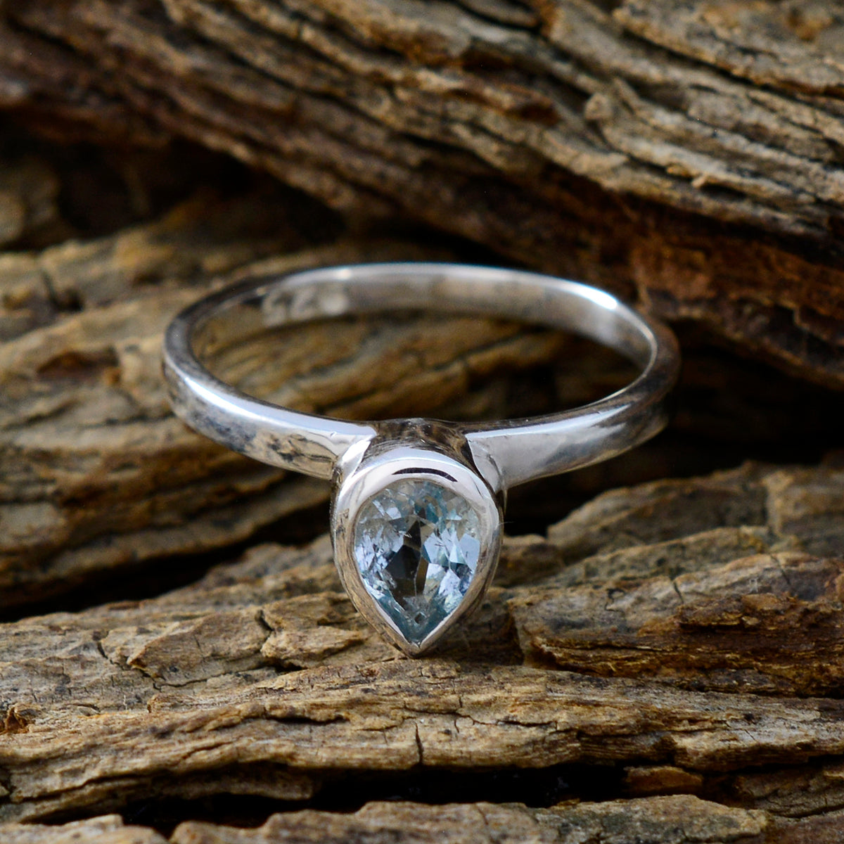 Natcha Promise Blue Solitaire Ring