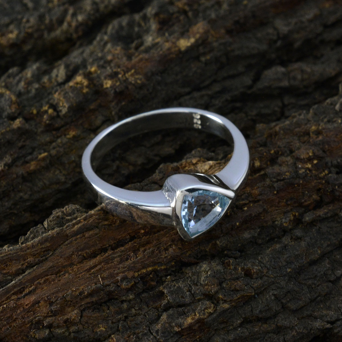 Rebeca Artisan Blue Solitaire Ring