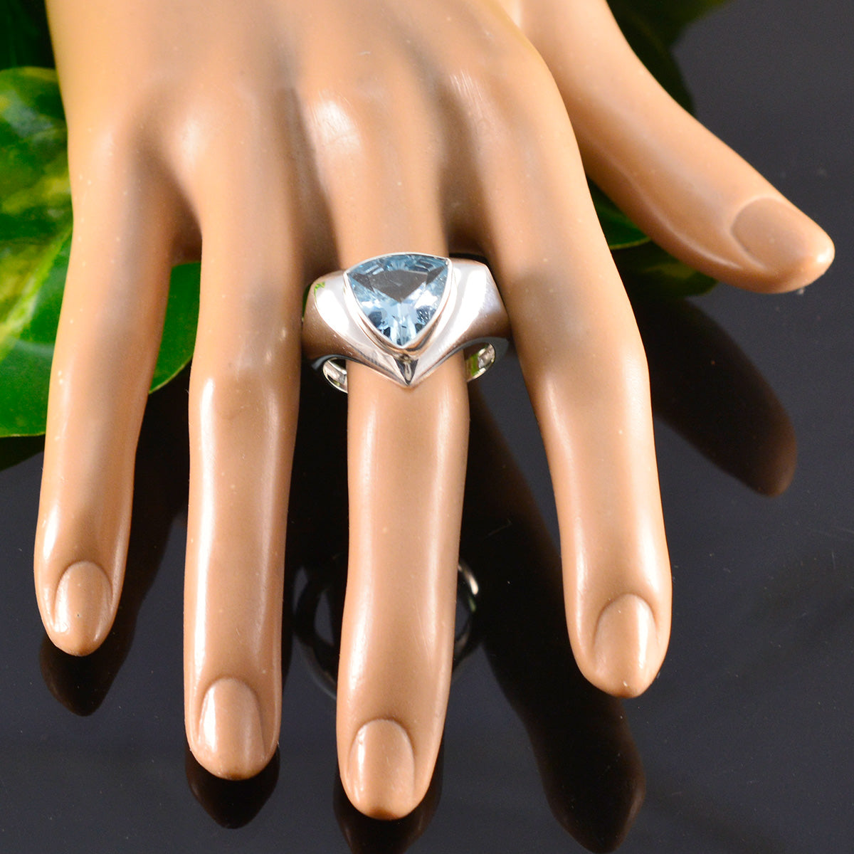 zazlle Traditional Blue Solitaire Ring