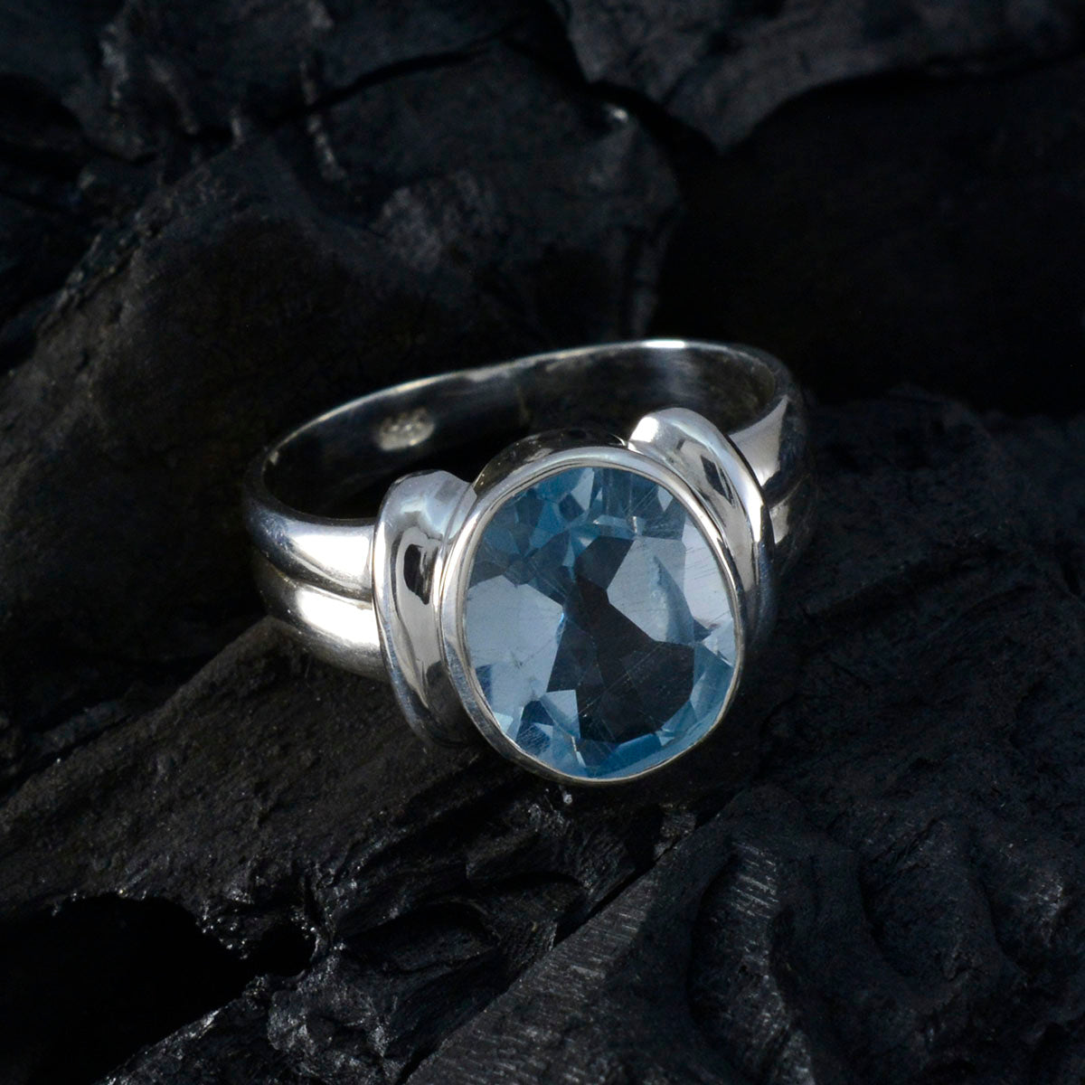 Ivy Boho Blue Solitaire Ring