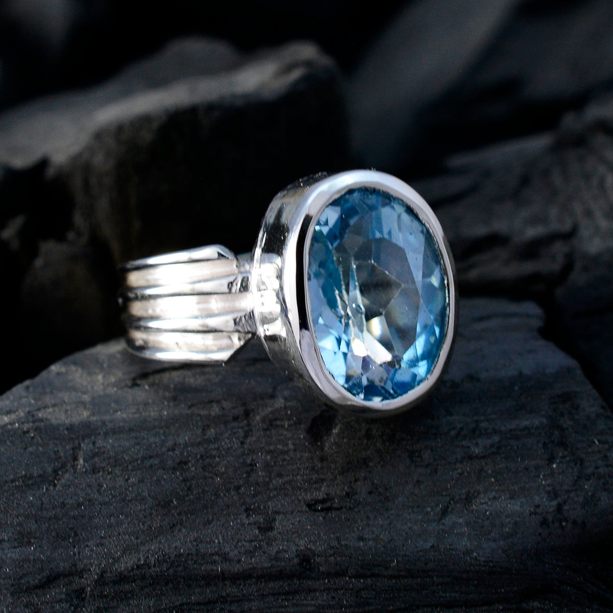 Antonia Heritage Blue Solitaire Ring