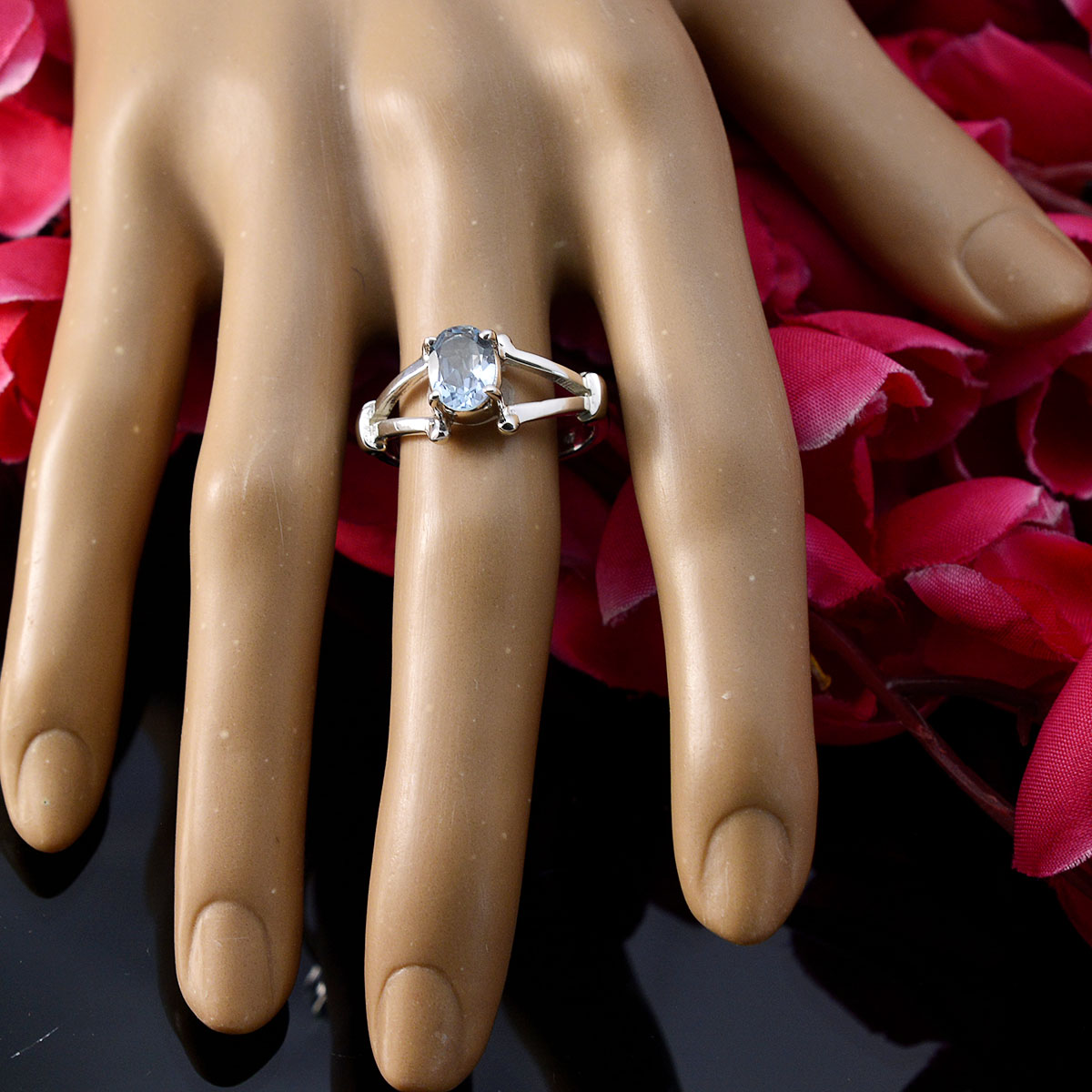 Bella Traditional Blue Solitaire Ring
