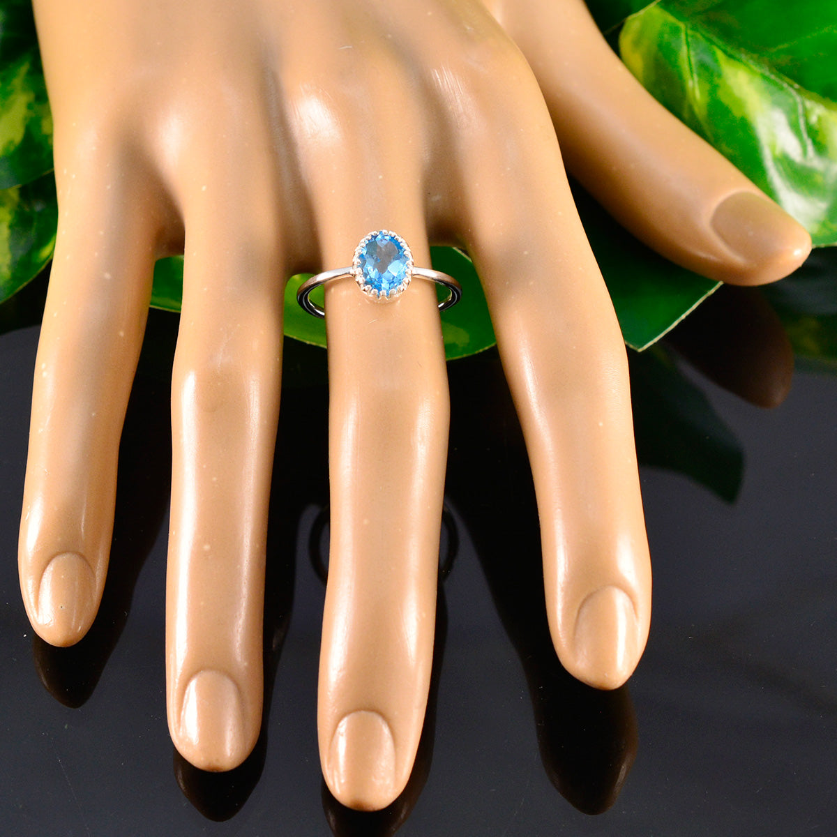Yasmin Glamorous Blue Solitaire Ring