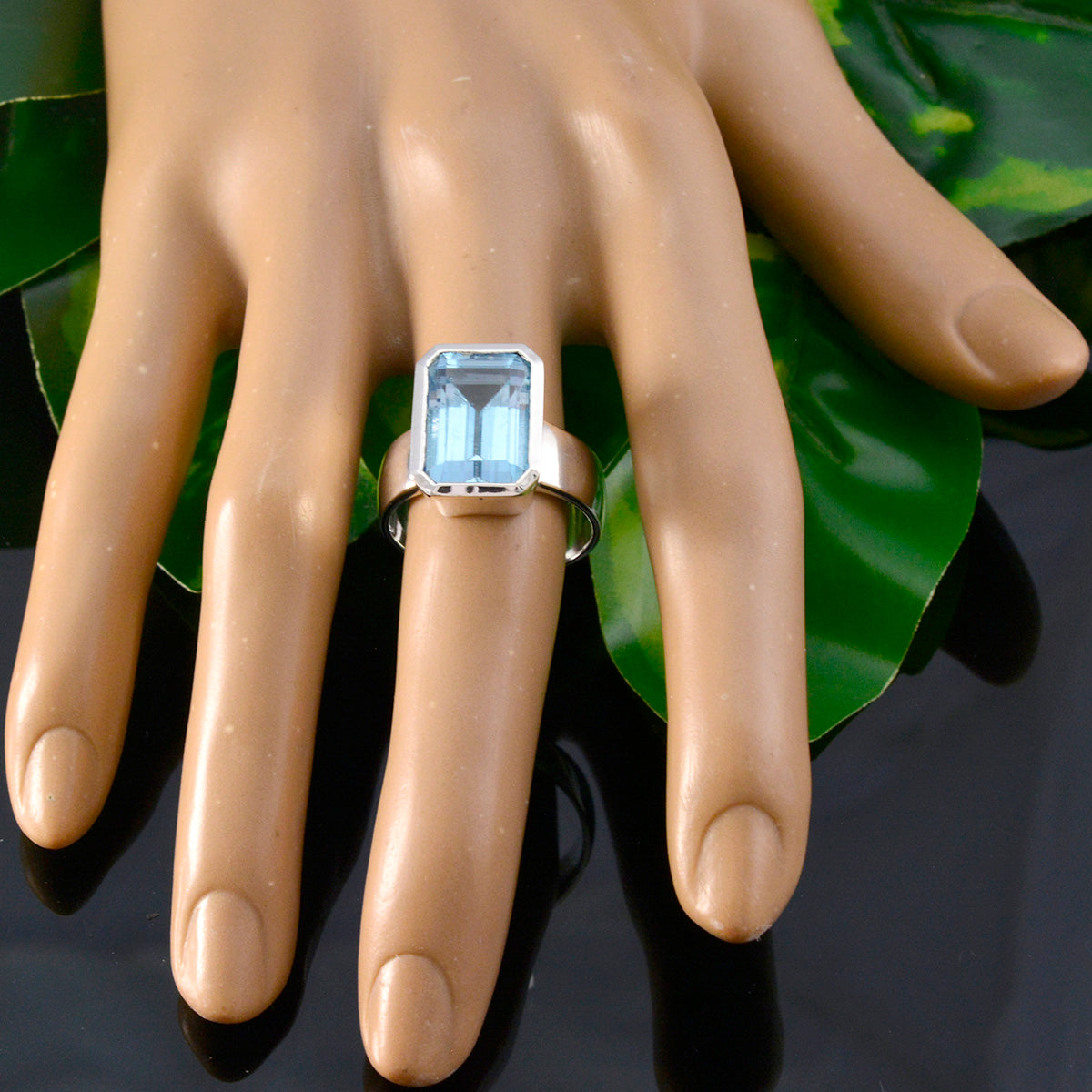Maya Abstract Blue Solitaire Ring