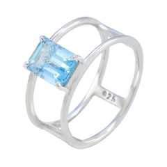 Violet Geometric Blue Solitaire Band