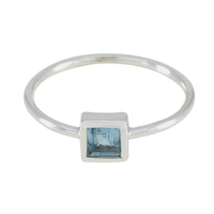 Seo-yeon Glamorous Blue Solitaire Ring Blue Topaz Blue