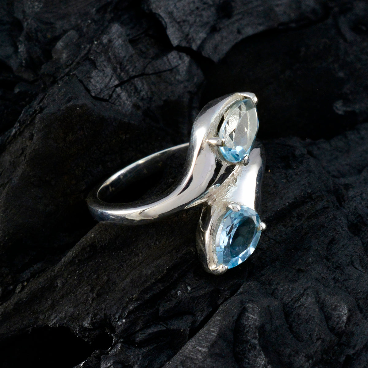 Claire Cultural Blue Toi et Moi Ring