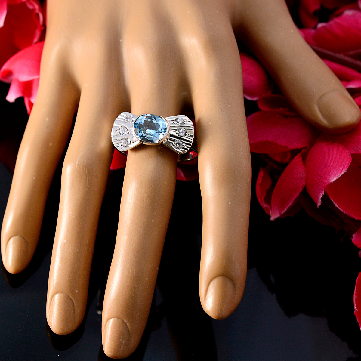 Isabelle Contemporary Blue Halo Ring