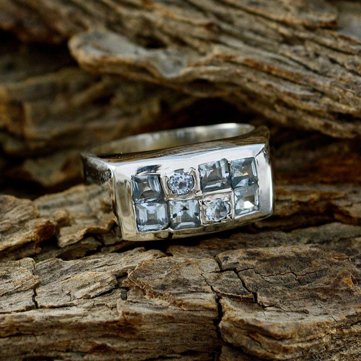Lakshmi Feminine Blue octa Ring
