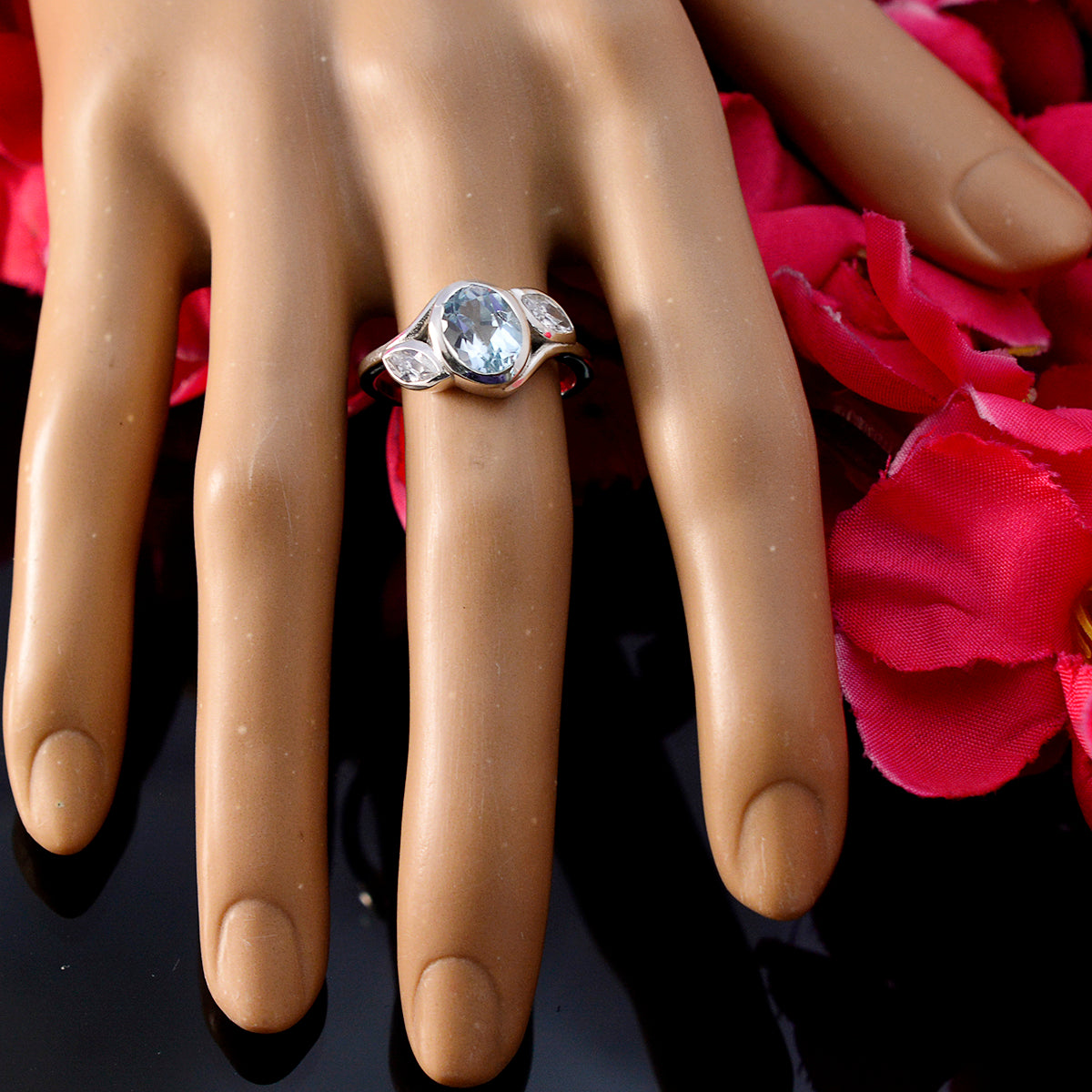 Ángeles Romantic Blue Trilogy Ring
