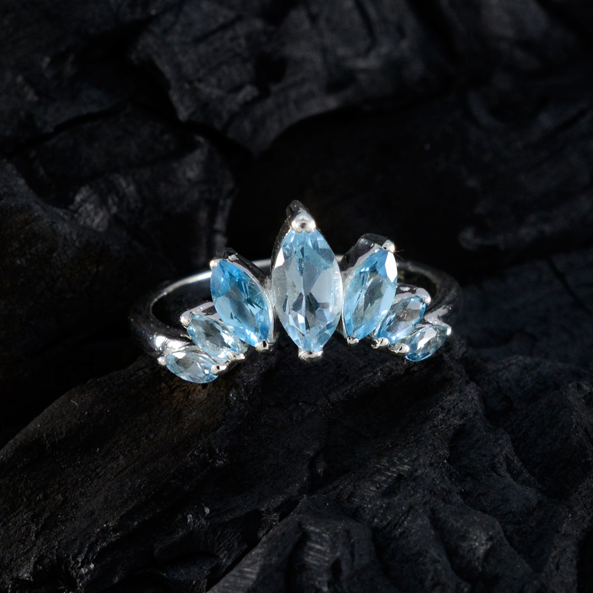 Eleanor crown Blue Hepta Ring