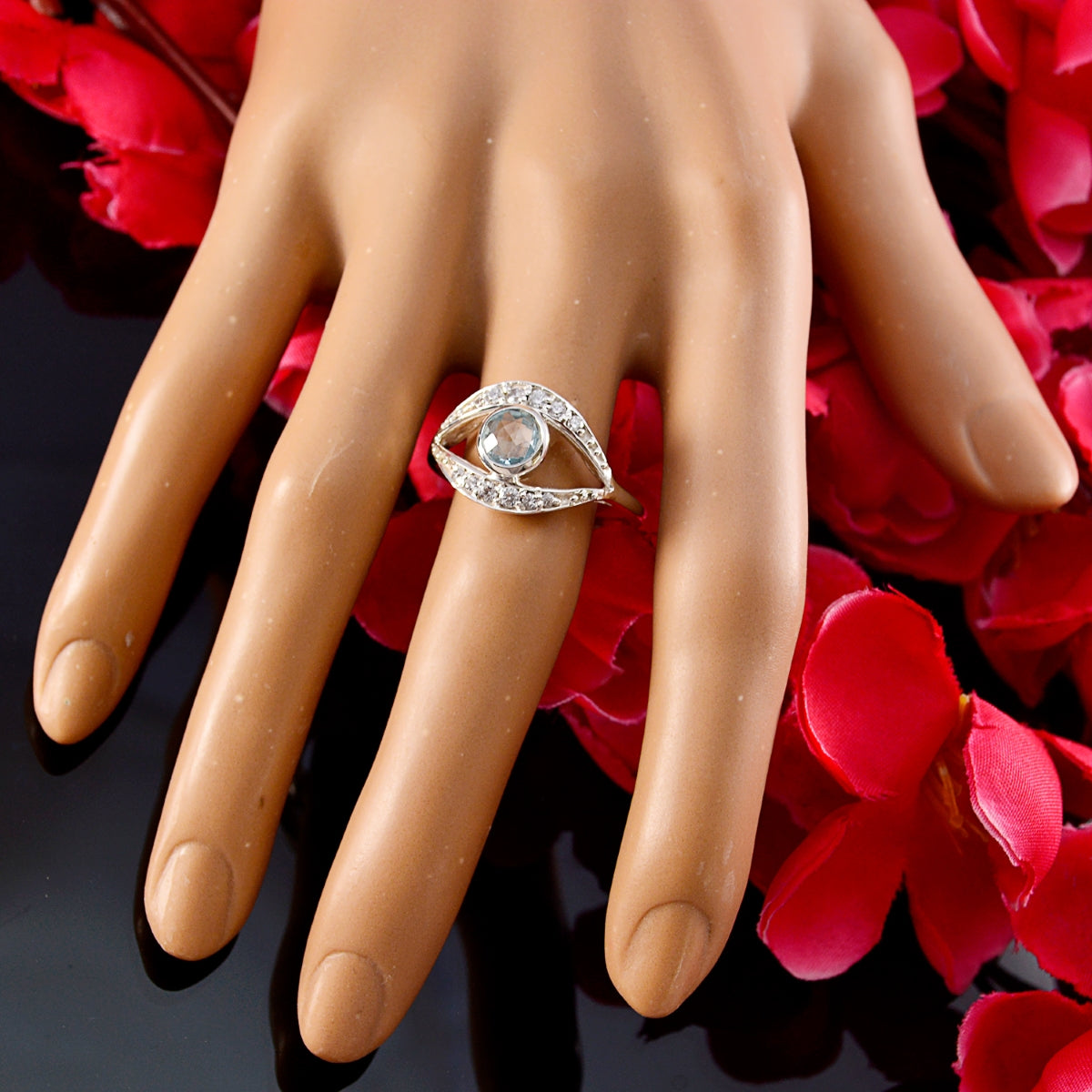 Anna Luxurious Blue Halo Ring