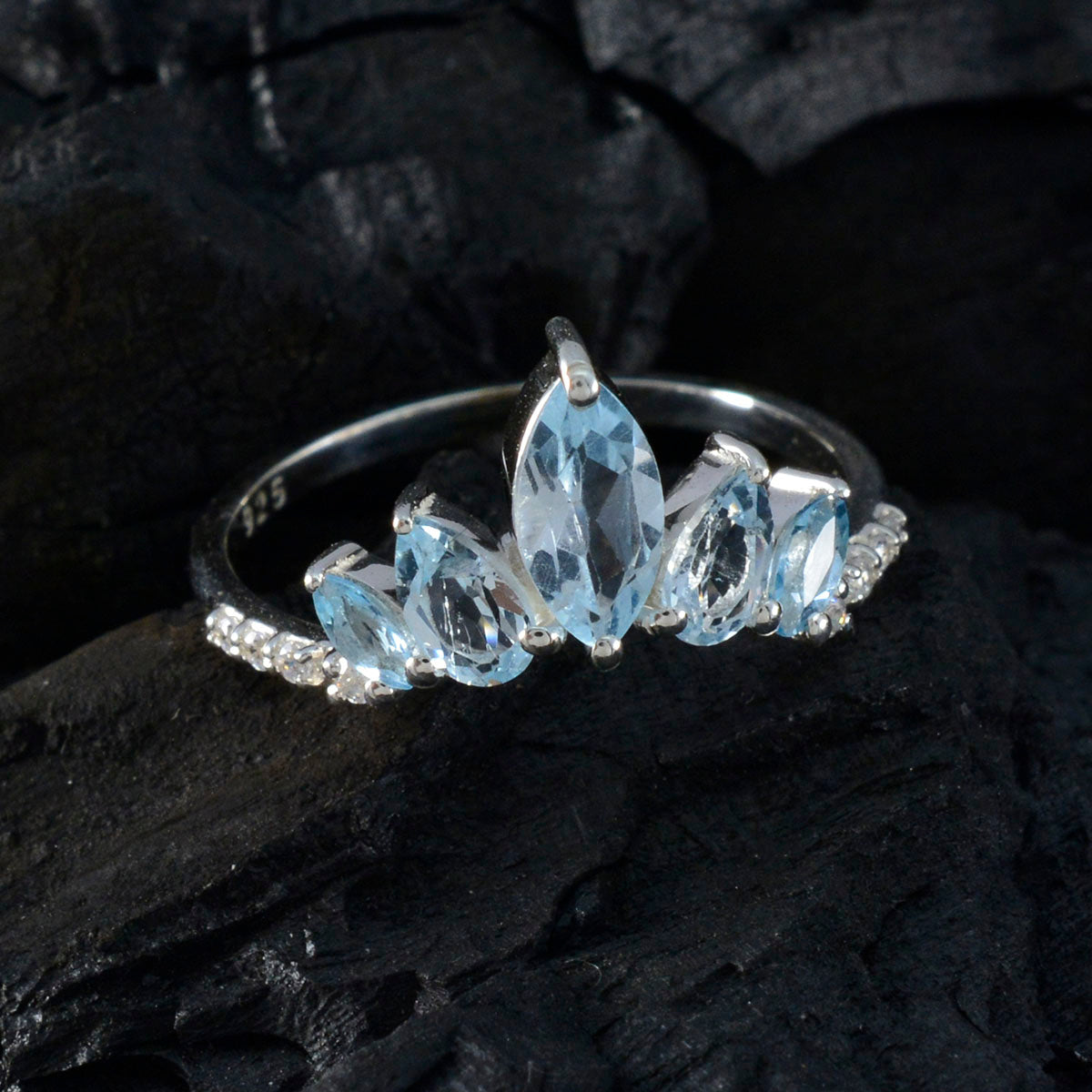 Angel crown Blue Penta Ring