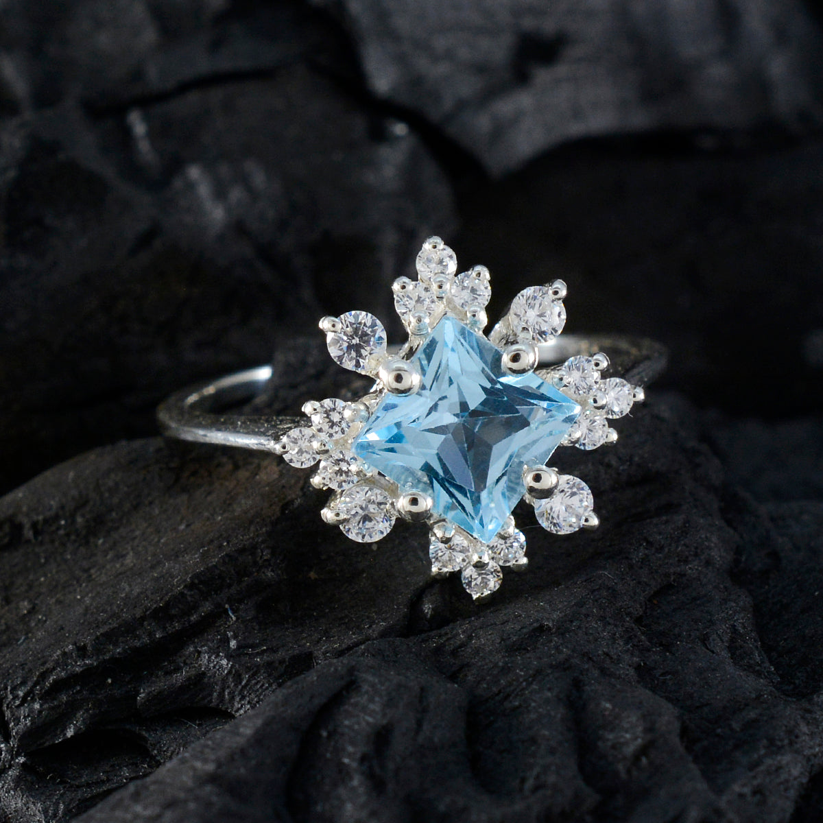 Riya Abstract Blue Halo Ring